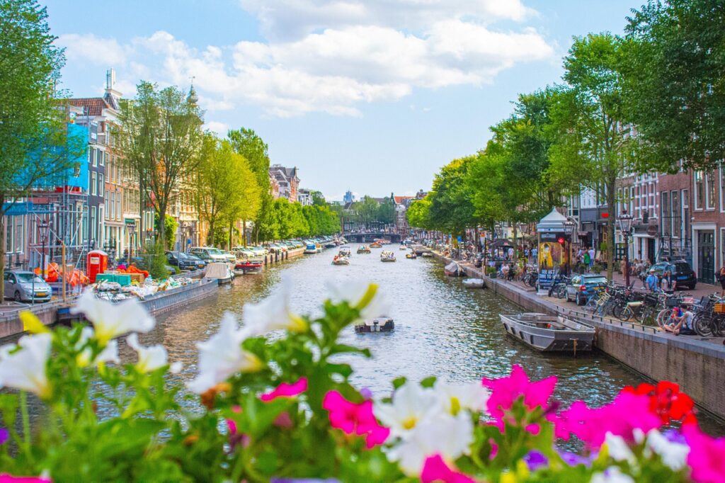 explorationetoile-amsterdam-7346209_1280