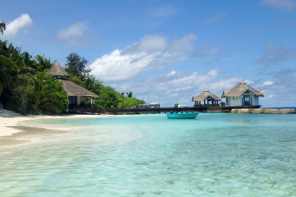 bkd-holiday-2733342
